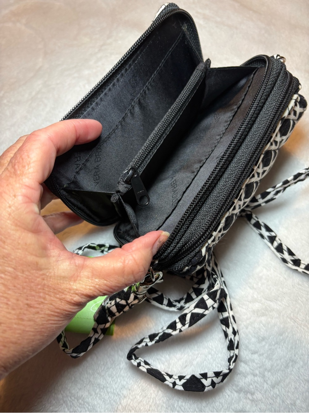 Vera Bradley Black & White Geometric Crossbody Phone Bag - Picture 6 of 8